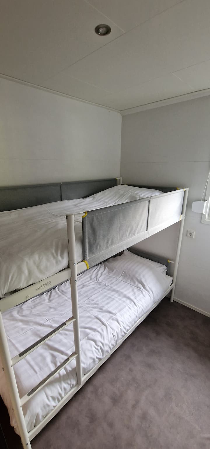 Საძინებელი 3