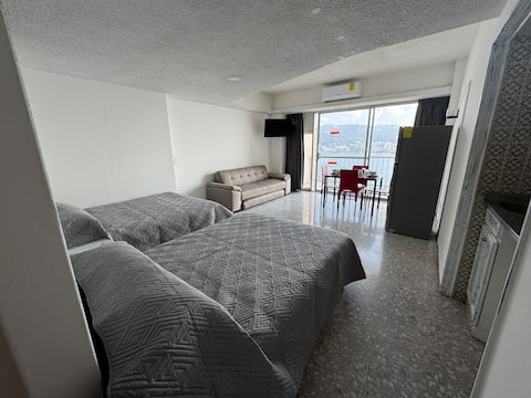Top performing Airbnb: Ocean view of Acapulco for 4 in Guerrero