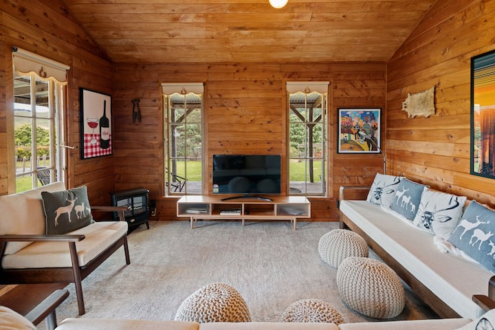Te Whare Cabin - Raglan