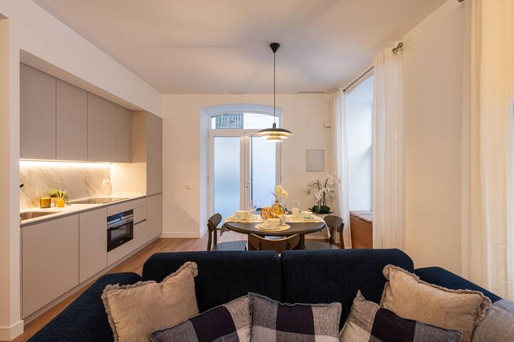 Piso de lujo en Gran Vía – 2 habitaciones gallery image 2