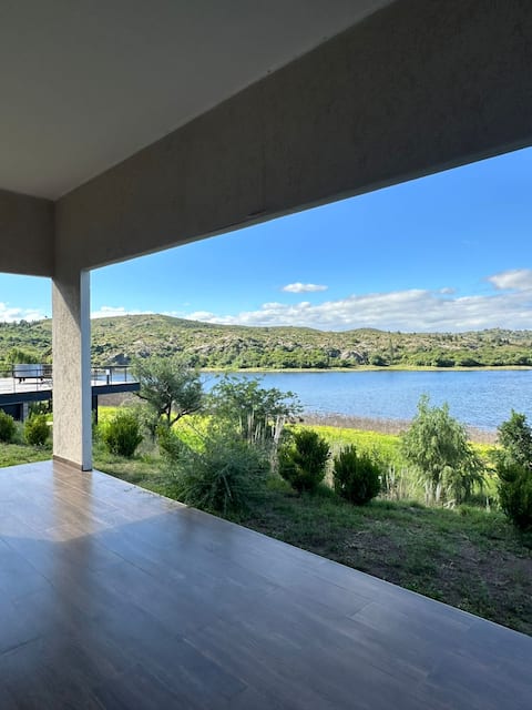 Casa Frente al Lago!