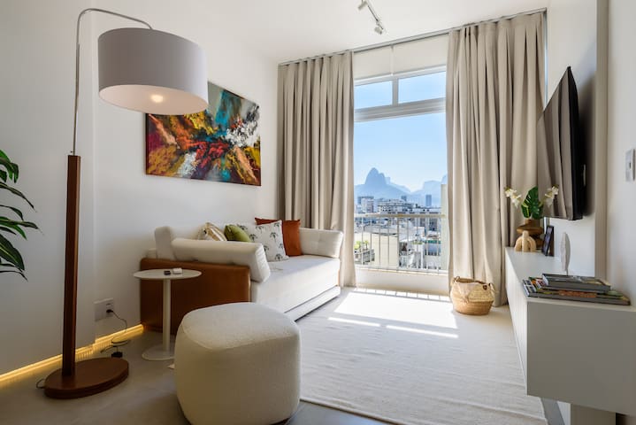 Pôr do Sol Luxuoso em Ipanema