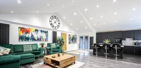 | The Penthouse In Tamworth |