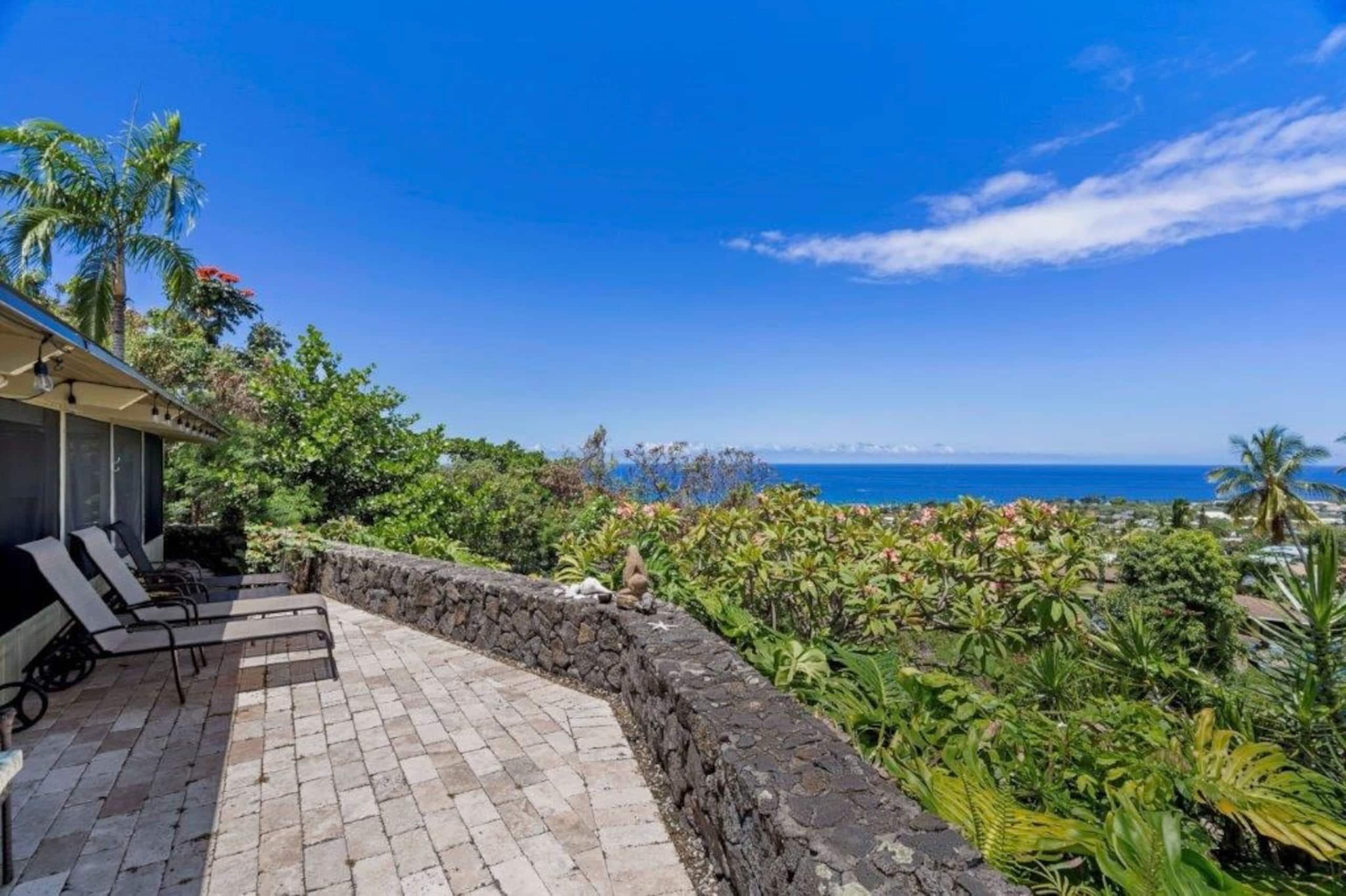Home in Kailua-Kona · ★4.95 · 3 bedrooms · 4 beds · 2 private baths - Image 36
