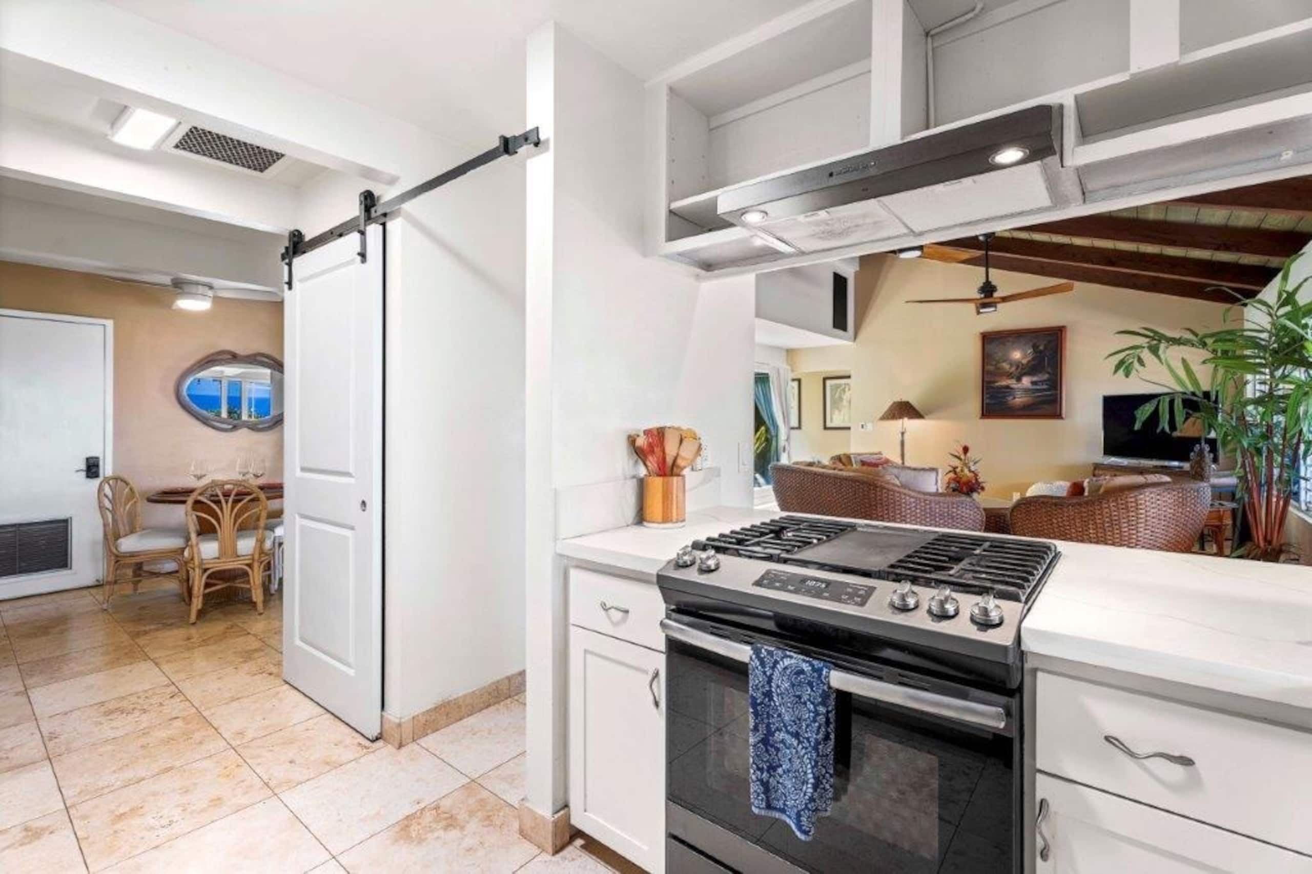 Home in Kailua-Kona · ★4.95 · 3 bedrooms · 4 beds · 2 private baths - Image 12