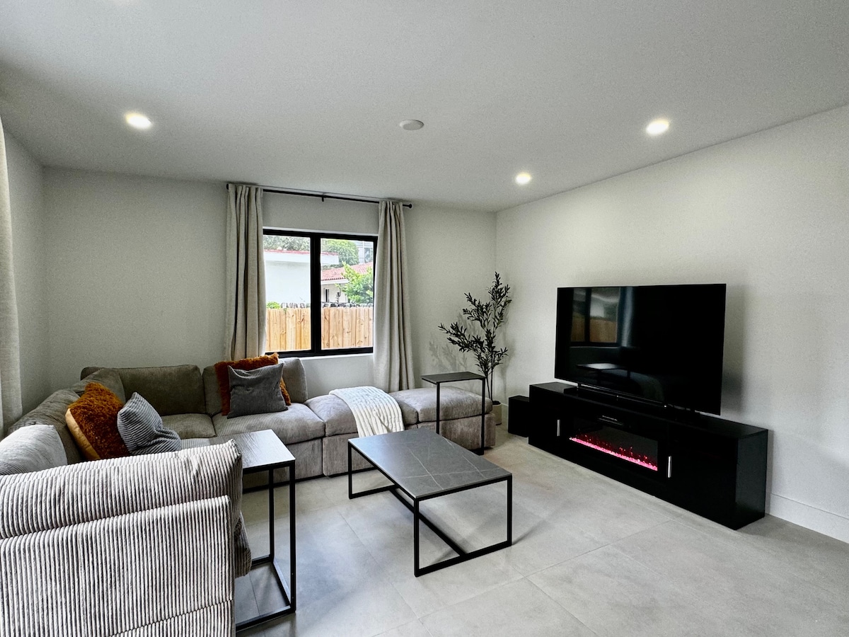 Successful Airbnb property: Miami Oasis: Brickell & Beaches in Roads