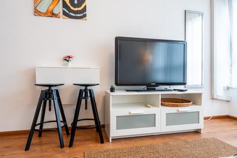 Top Airbnb: Flex SelfCheckIns 124 / Studio Apartment / WIFI in Novi Zagreb Istok