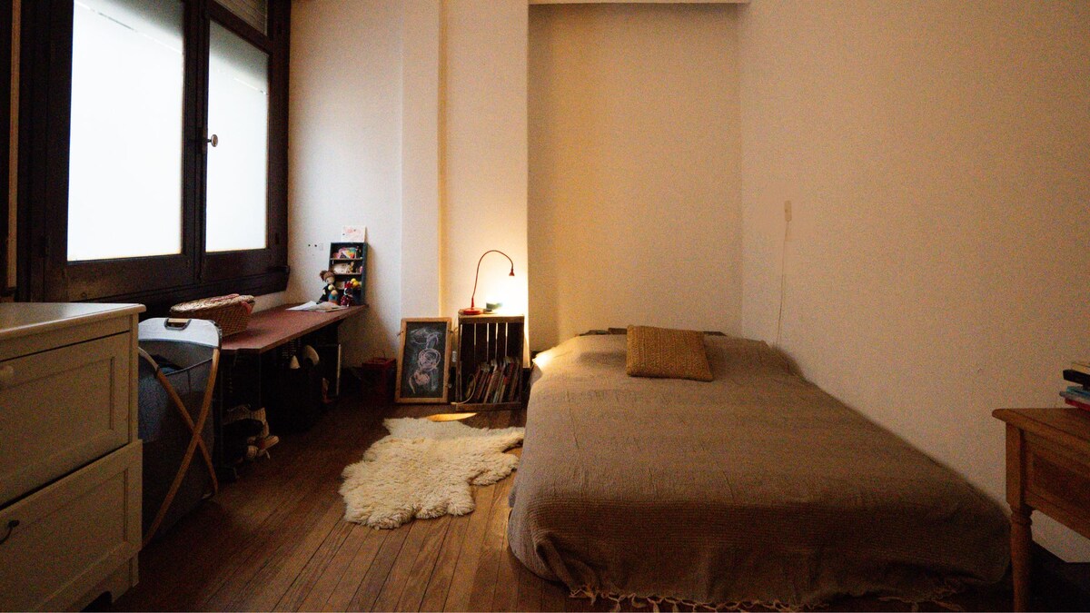 غرفة النوم 2