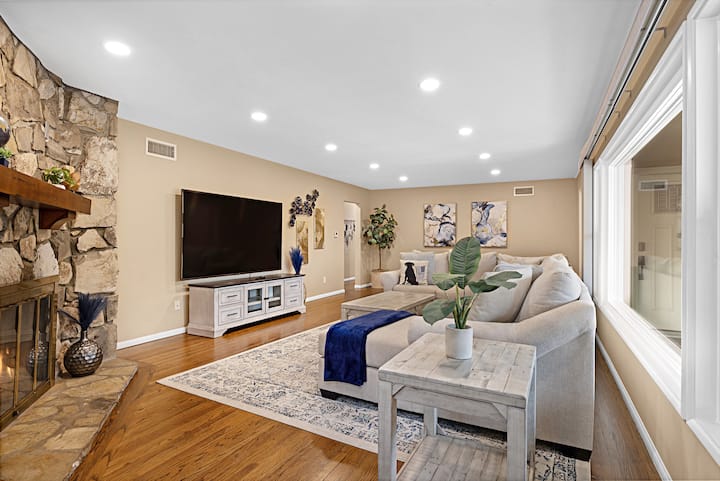 Serene 4br La Mesa Hideaway W/ Pool & Bbq - 埃爾卡洪