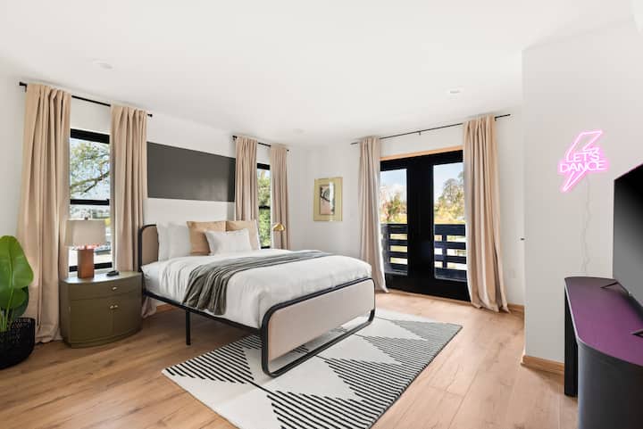 Middle Floor Bedroom - Bedroom 5