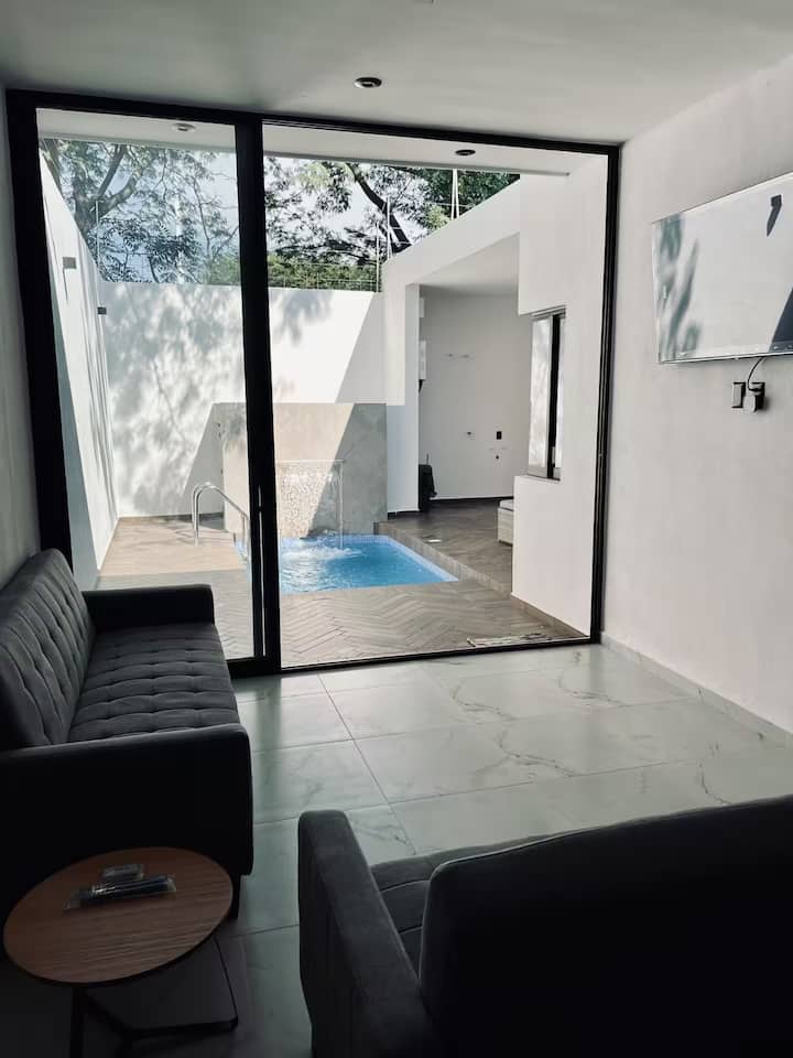 Casa Con Alberca Privada - Colima