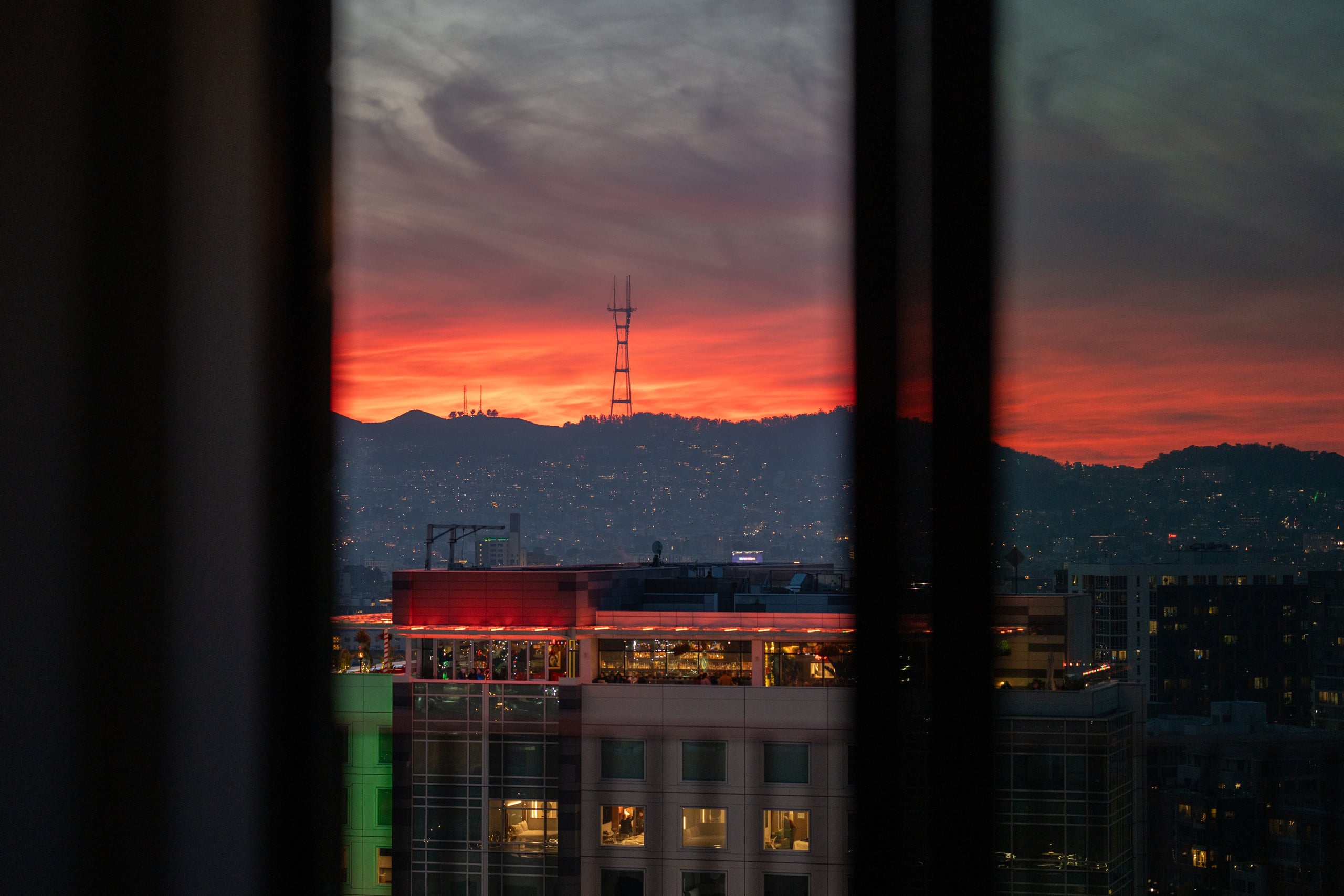 San Francisco's Luxury Penthouse - Image 12