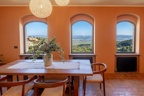 Stunning loft in Montalcino.
