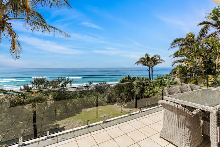 Sweeping Ocean Views over Sunrise Beach