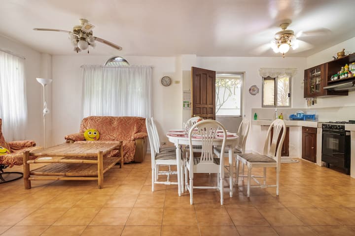 Your Home Away From Home  Pangpang Beach Apartment - Bantayan