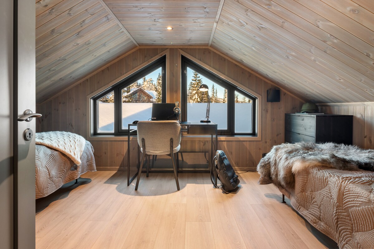 საძინებელი 4