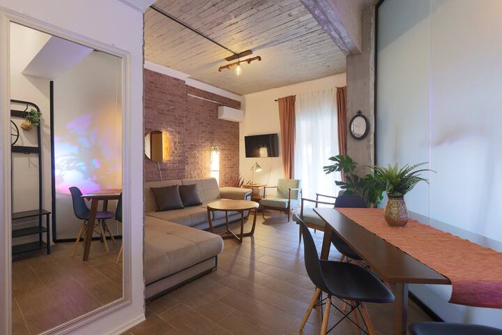 Papazoli Peaceful Central Living gallery image 2