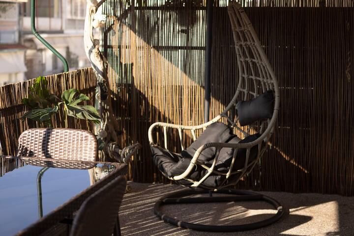 Papazoli Peaceful Central Living gallery image 4