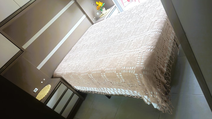 סוויטה עם מיטת קווין סייז גדולה