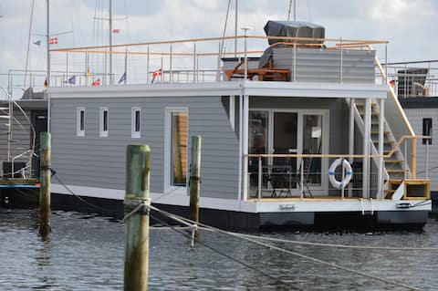 Houseboat Hecht Flensburg Fjord