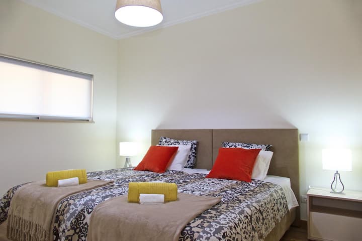 Habitación con 2 camas individuales