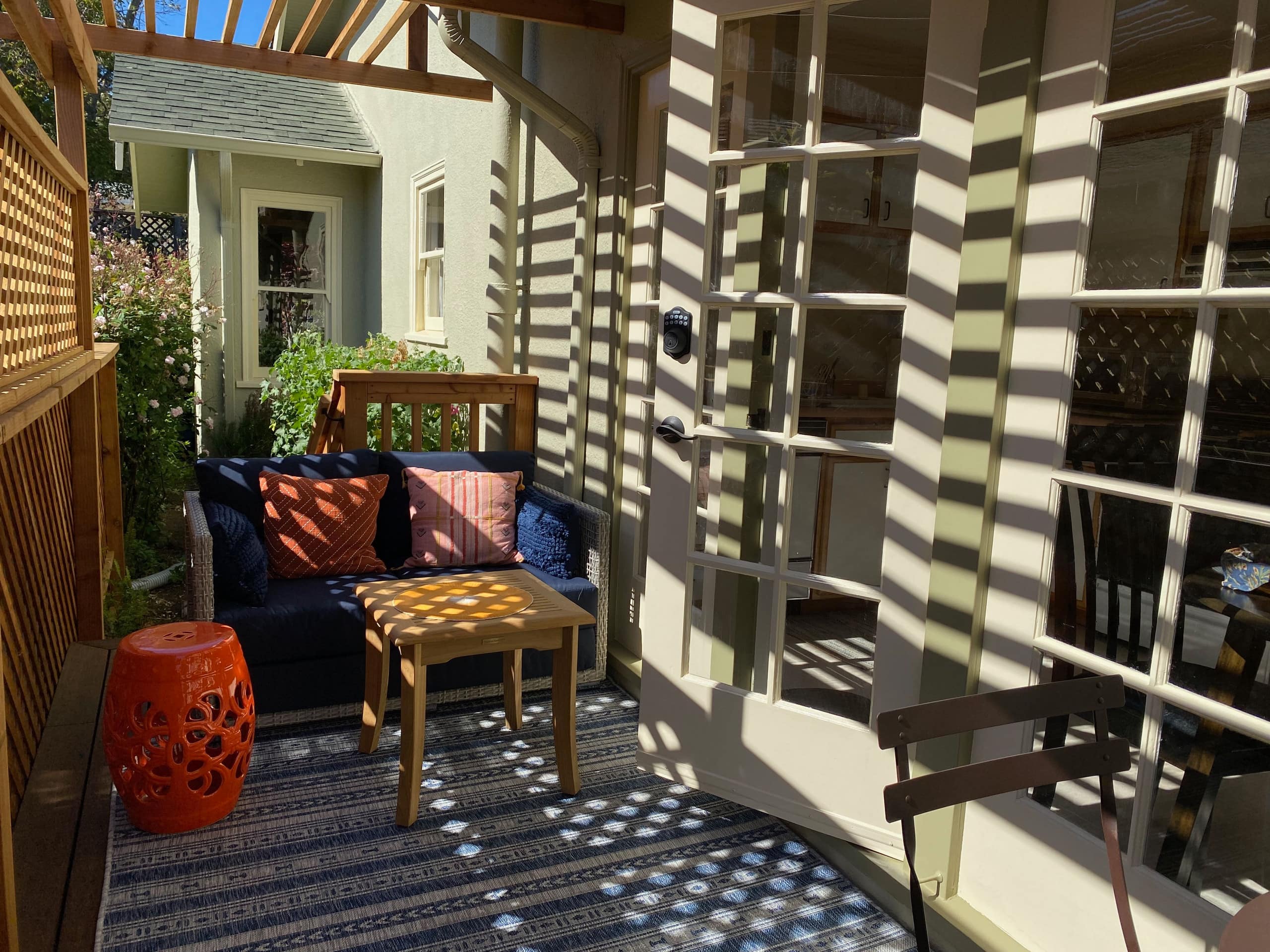Sunny one bedroom apartment - Photo 12