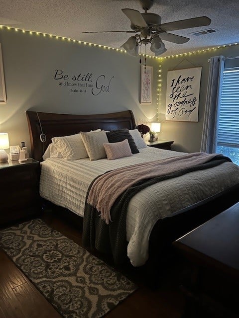 Awesome house, sleeps 10 with a pool and hot tub!