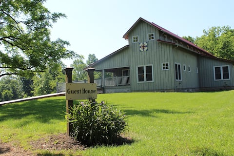 Murphin Ridge Inn - Cardinal
