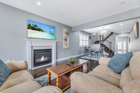 Hornett Bliss:  Modern 4B/2.5B, Office,5G,Parking!