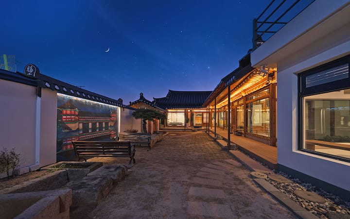 Hanok Seohu Stay (private house)