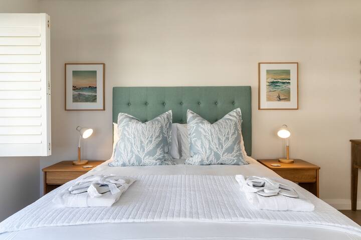 Florentia, Bantry Bay-Saunders – The place to stay gallery image 4