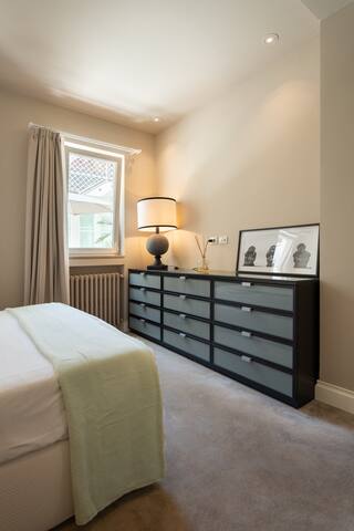 Luxury Apartment with Parking and Fitness Area gallery image 5