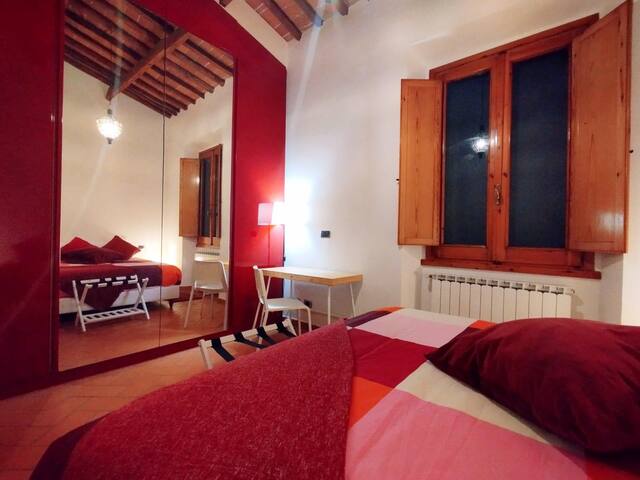 Red house blues gallery image 5