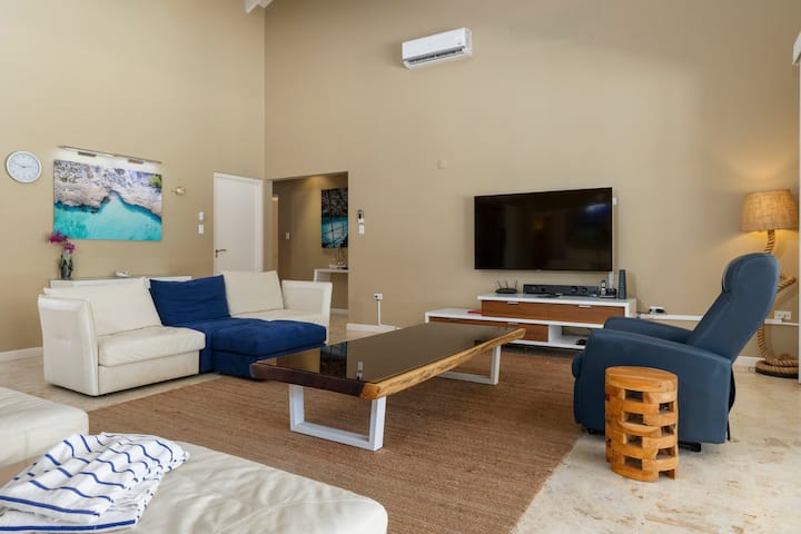4br W/ Pool & Hot Tub | Sabanaliber 205 By Bocobay - Aruba