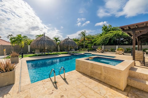 4BR w/ Pool & Hot Tub | Sabanaliber 205 by Bocobay