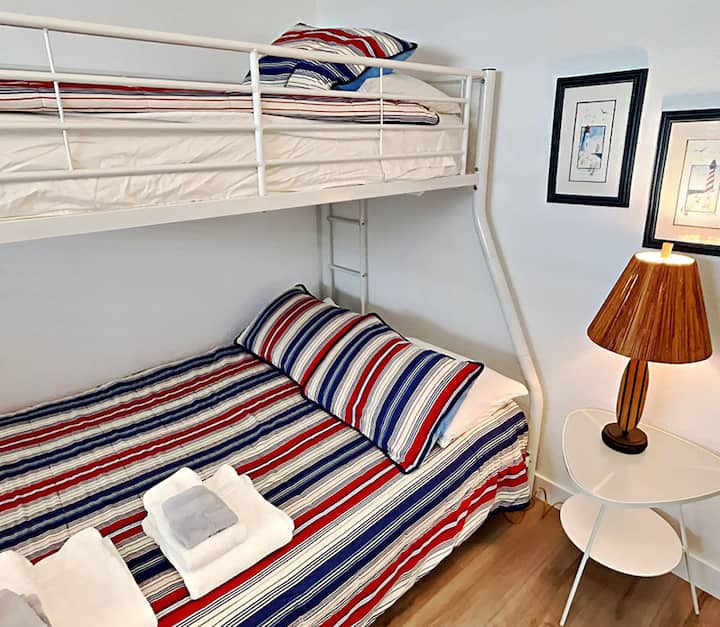 Საძინებელი 2 - ორადგილიანი და ერთადგილიანი