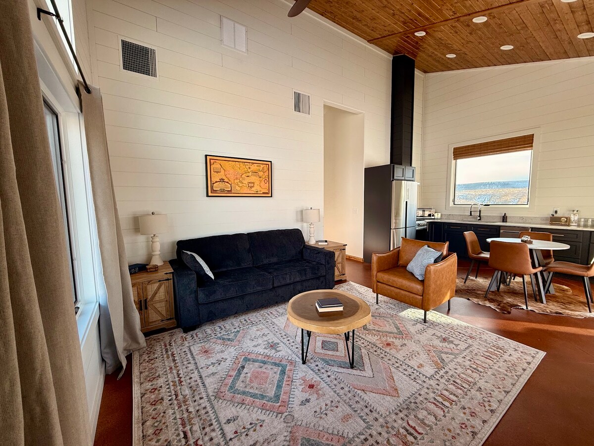 Vardagsrum, matplats och kök