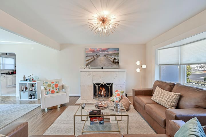 Beach Block+ 2 Bedrooms & Sofa Bed In The A-zone - Brigantine, NJ