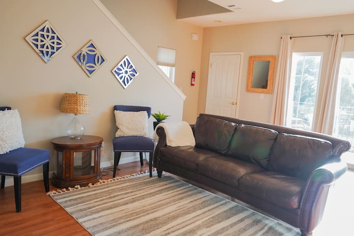 Walking Distance To The Water: Pismo Beach - Avila Beach, CA