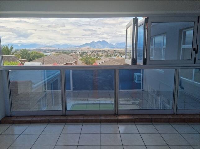 Vredekloof Views gallery image 4