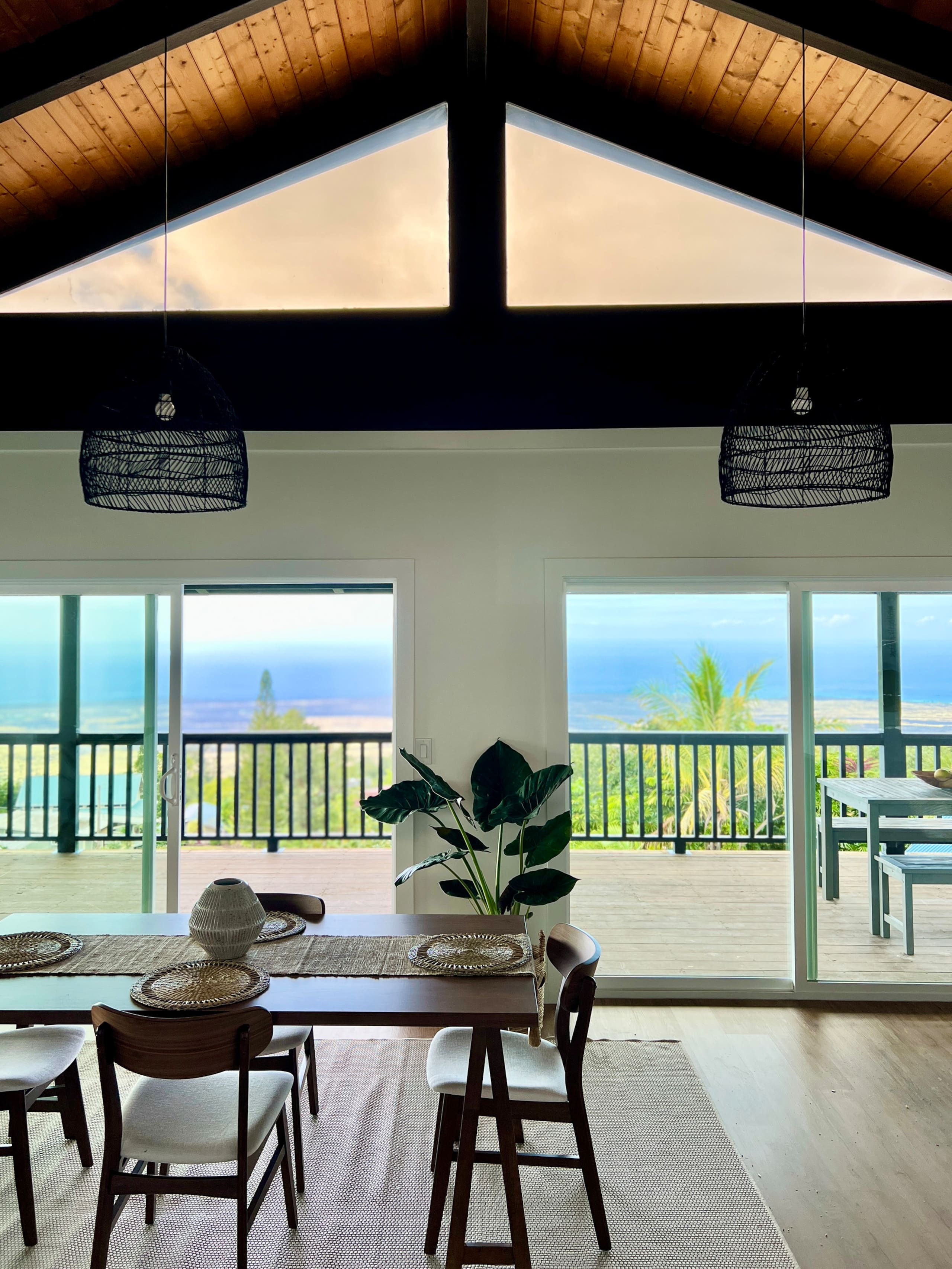 Home in Kailua-Kona · ★4.88 · 2 bedrooms · 3 beds · 2 baths - Image 16
