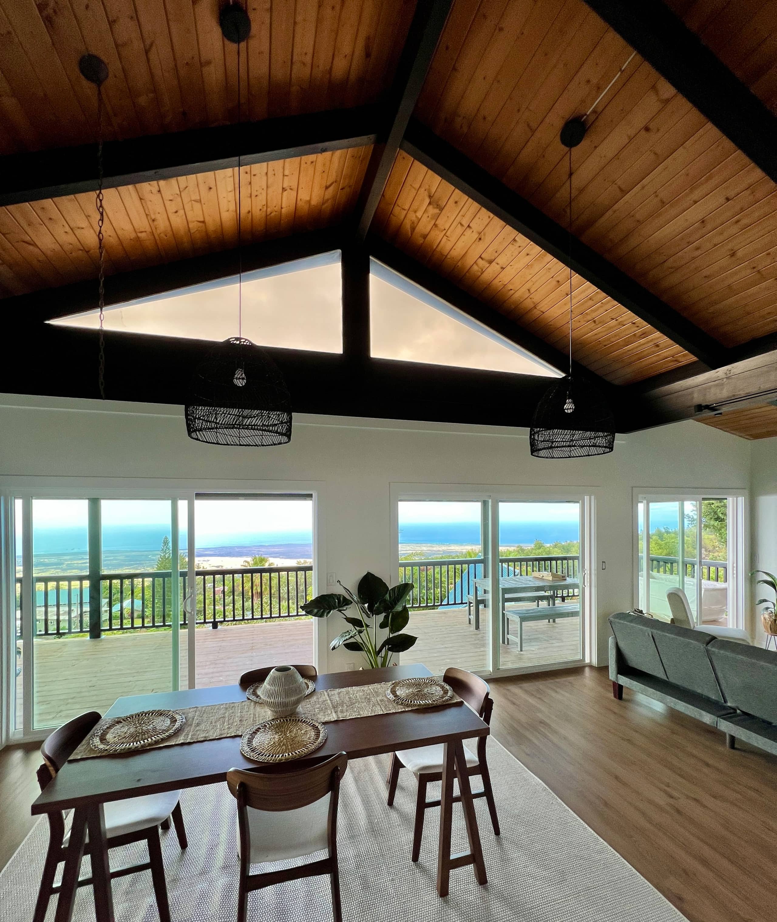 Home in Kailua-Kona · ★4.88 · 2 bedrooms · 3 beds · 2 baths - Image 17
