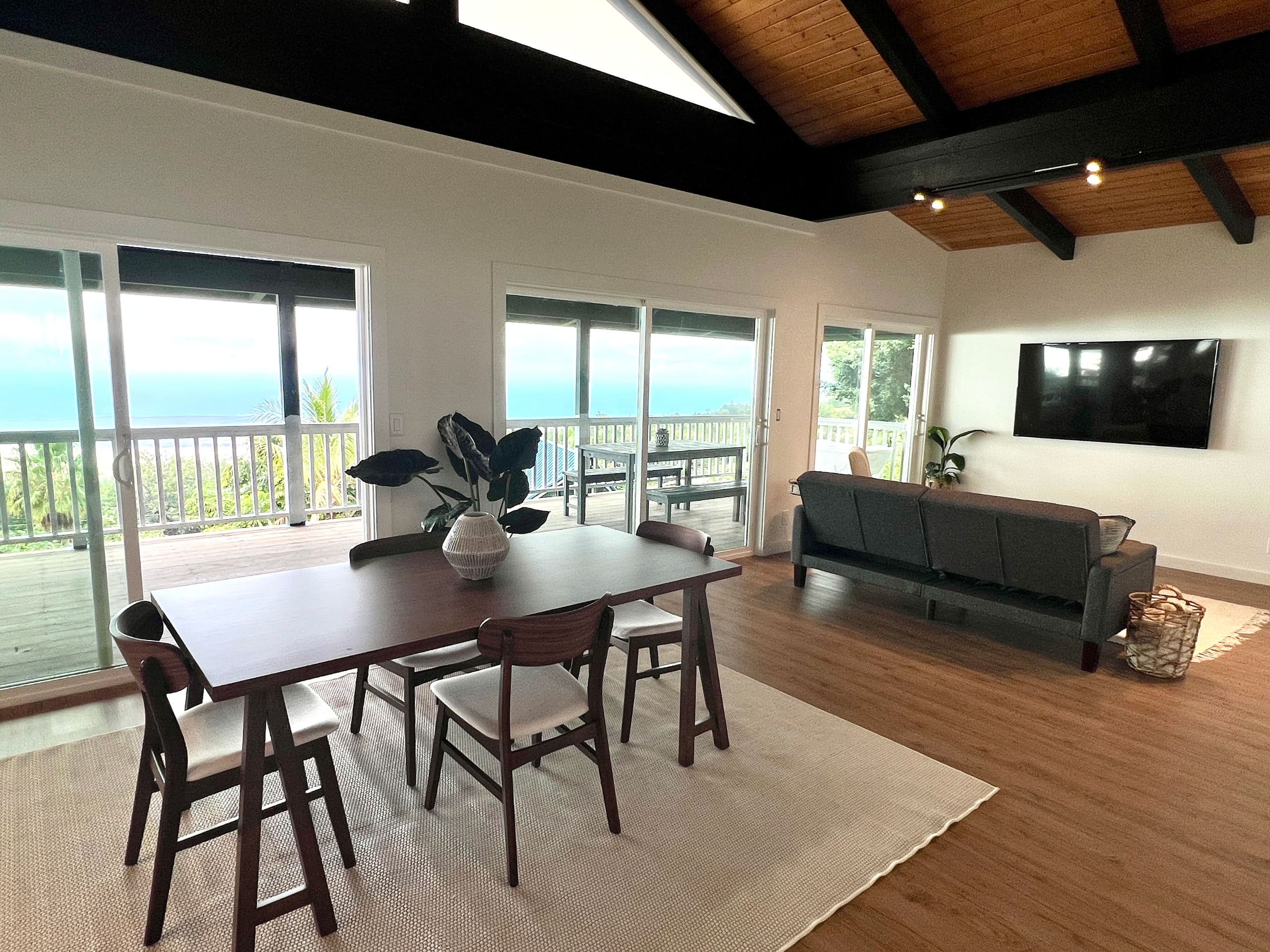 Home in Kailua-Kona · ★4.88 · 2 bedrooms · 3 beds · 2 baths - Image 15