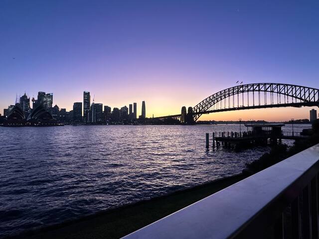 Spectacular, uninterrupted views Sydney Harbour