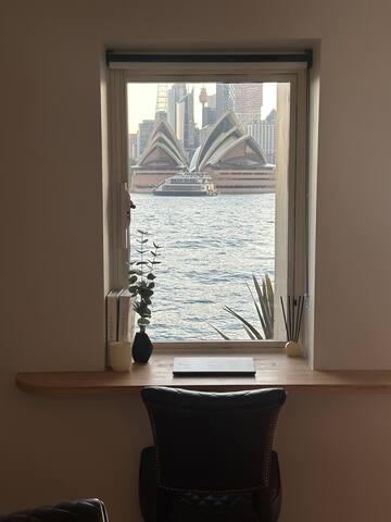 Spectacular, uninterrupted views Sydney Harbour gallery image 5
