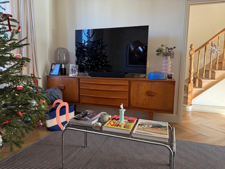 Family-friendly, Designer Victorian Terrace House - Leyton