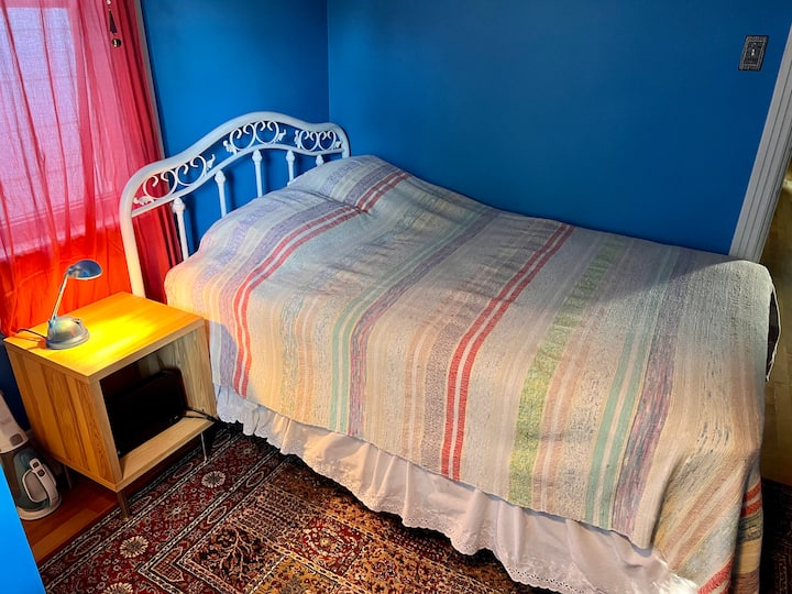 3. spavaća soba s bračnim krevetom.