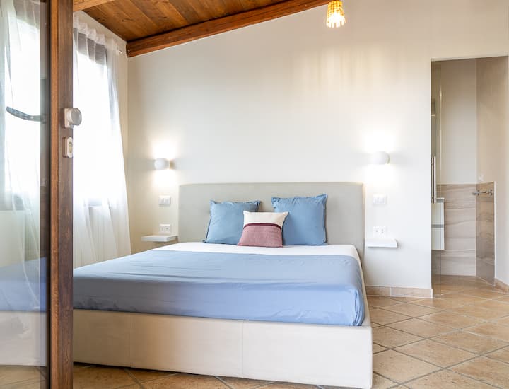 Camera Deluxe - La Botte E Il Vino B&b - Capoterra