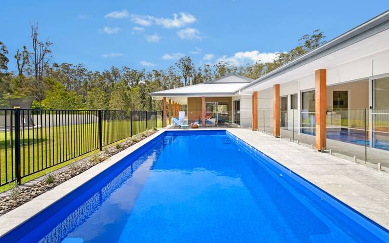 Lakeside Lodge gallery image 4