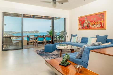 Luxury condo w/ breathtaking views & beach access